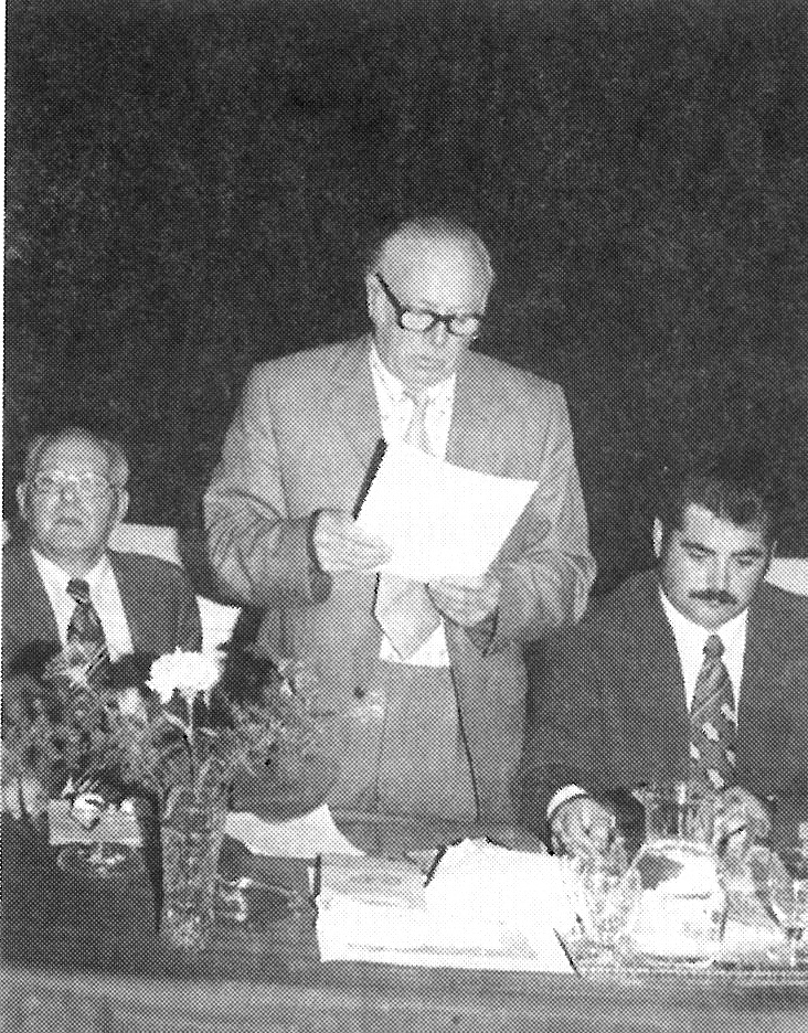 Schmidt Mihaly elnok 1970